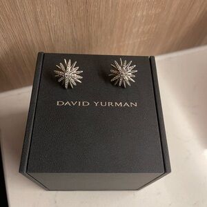 David Yurman White Gold and Diamond Starburst Earrings ❄️❄️❄️